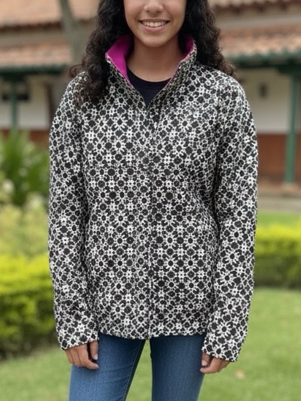 Colombia Large youths girls coat fall/spring black white pattern hot pink lining